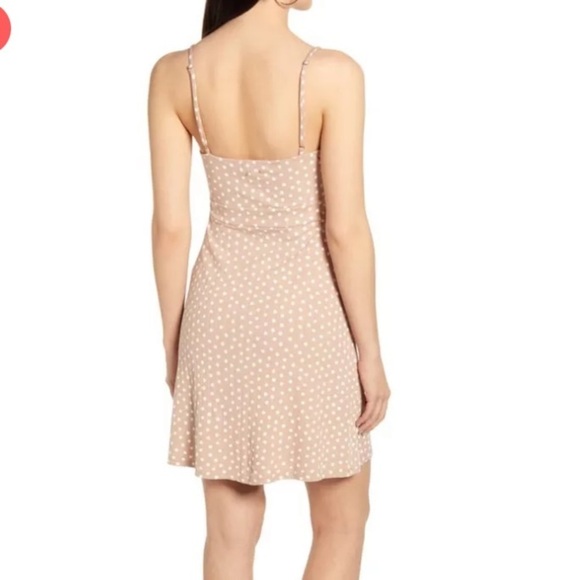NWT Billabong Love Me Knot Beige With Polka Dots Summer Dress M Surf Beach brand - Picture 2 of 9